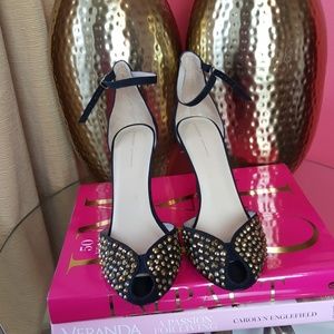 Rhinestone Pump by Zara Sz 40 (fits 9.5 or 10)